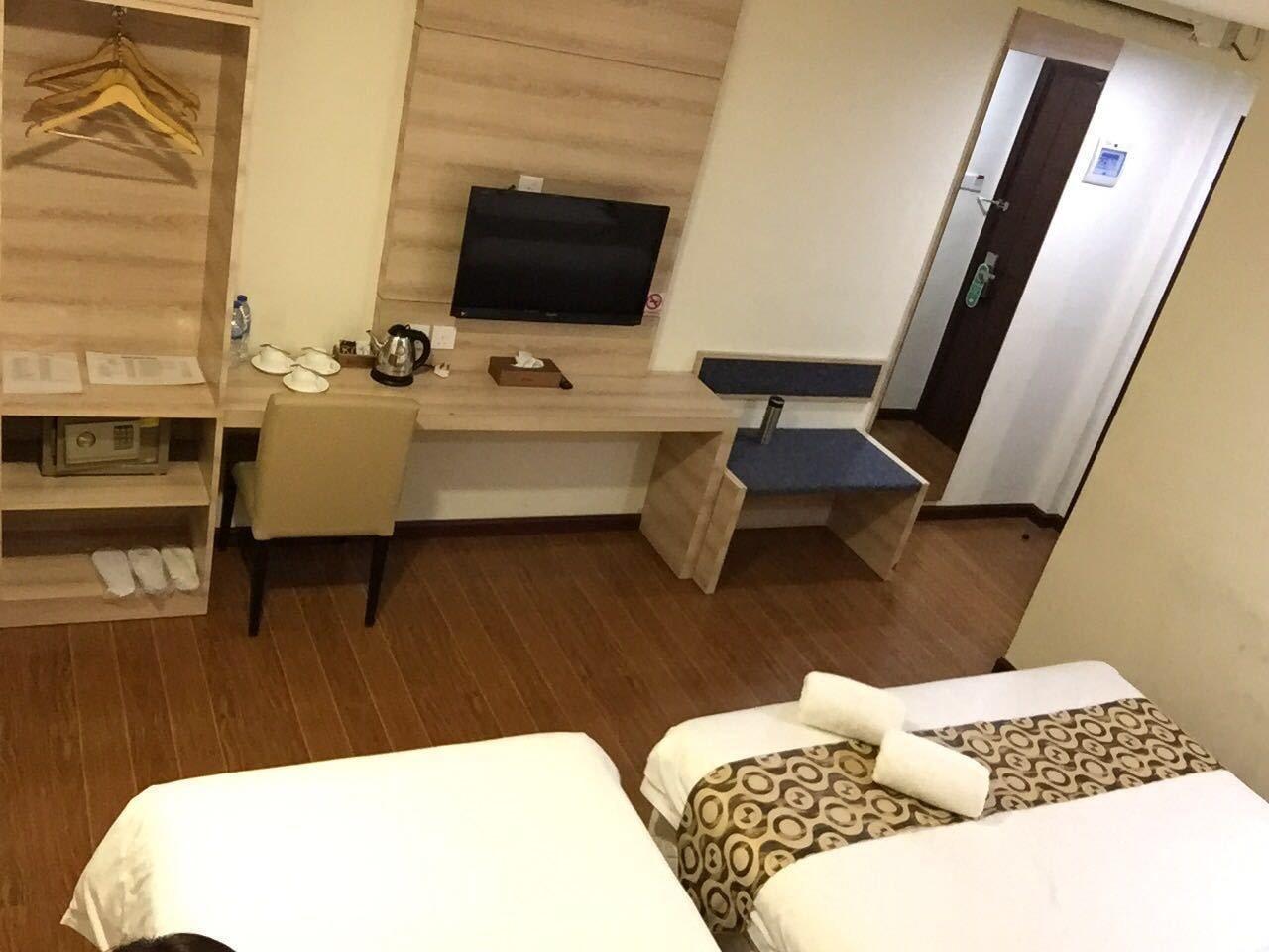 Hana Hotel Batam Екстер'єр фото