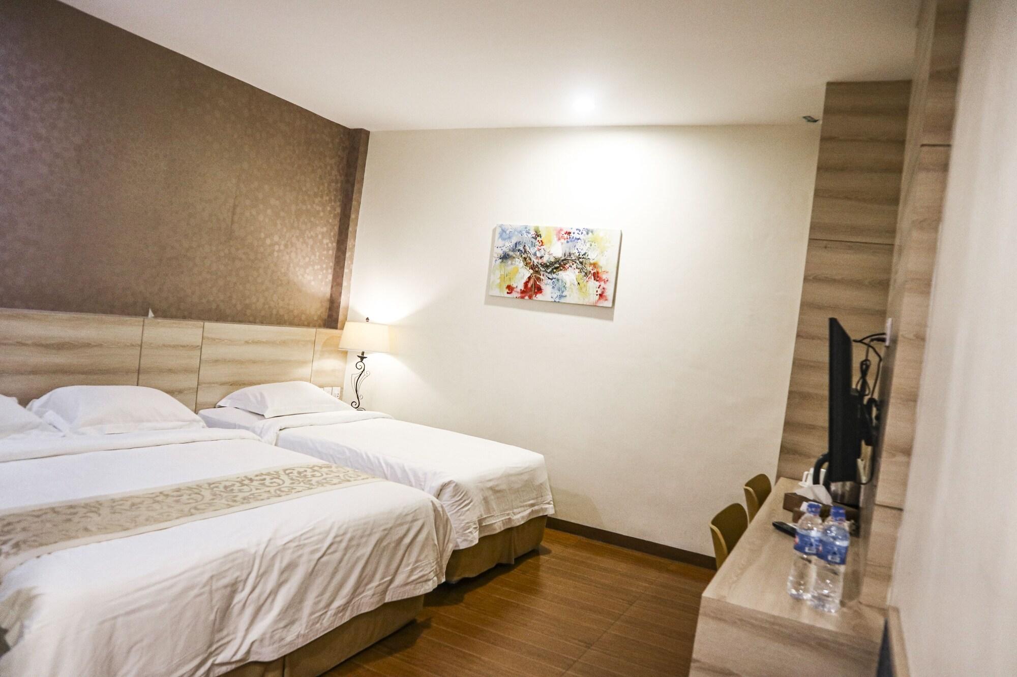 Hana Hotel Batam Екстер'єр фото