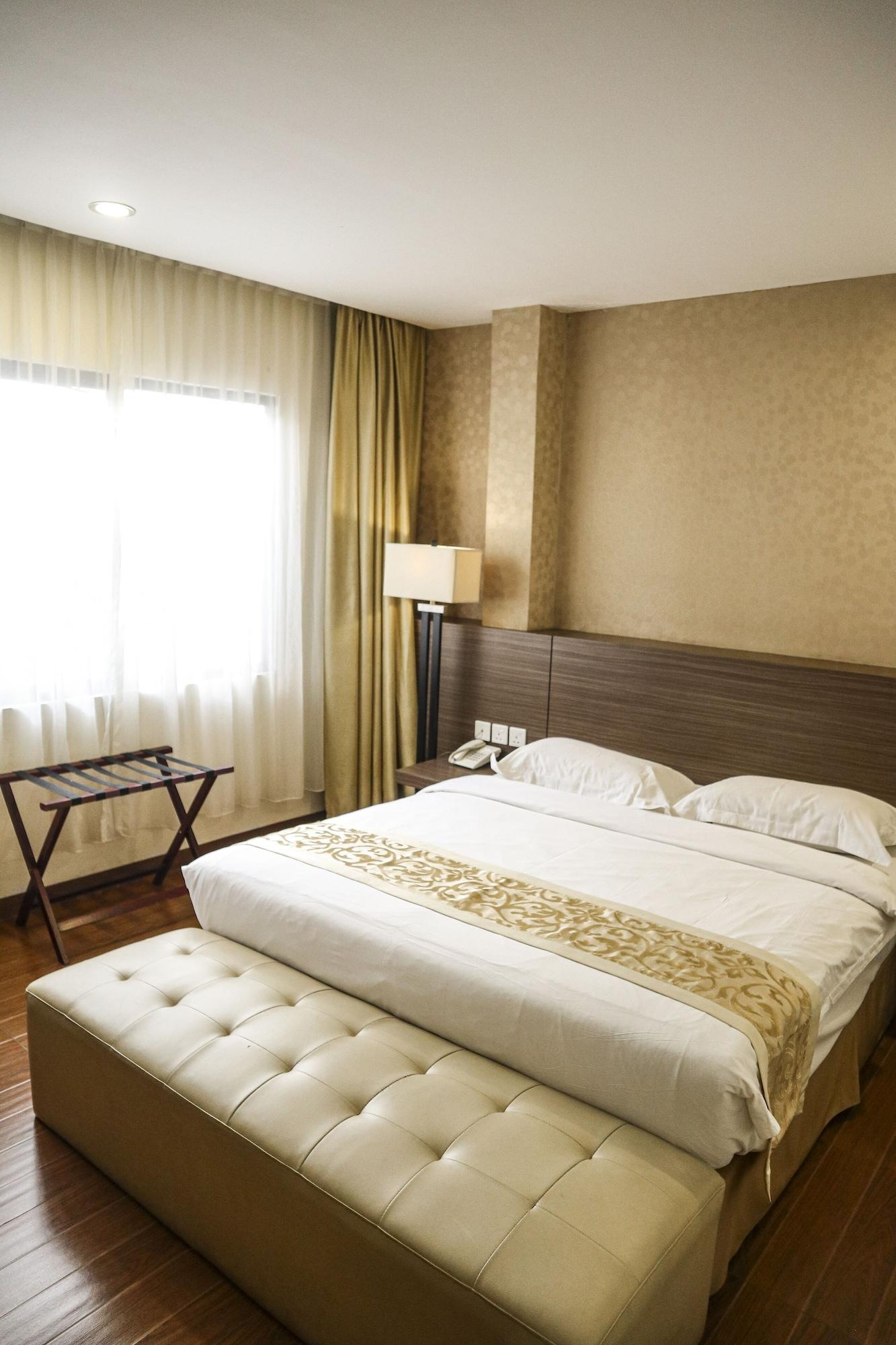 Hana Hotel Batam Екстер'єр фото