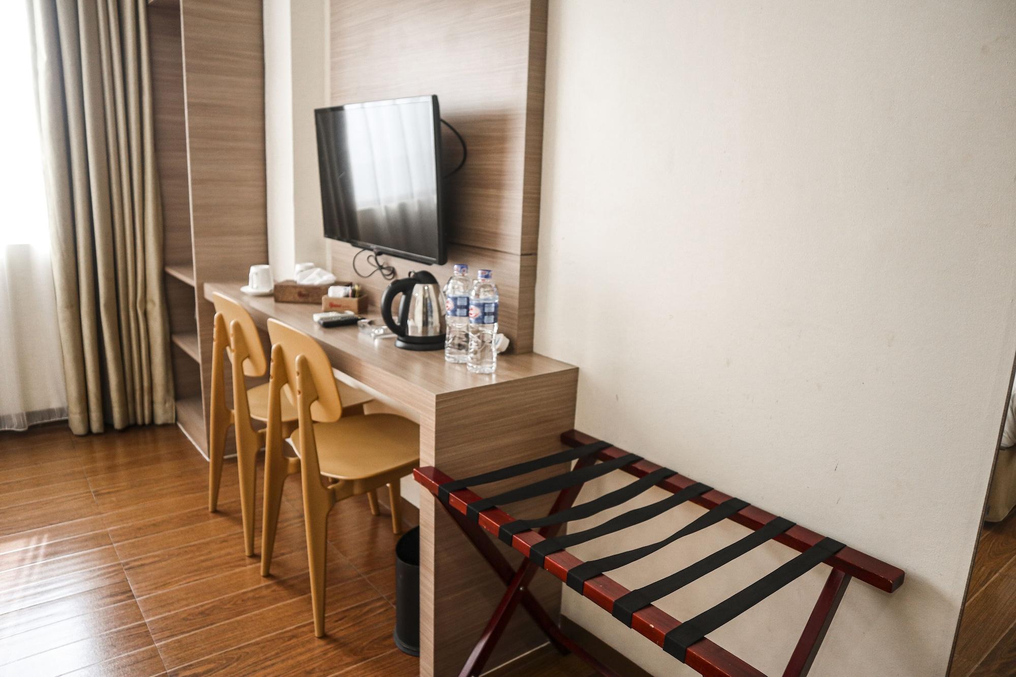 Hana Hotel Batam Екстер'єр фото